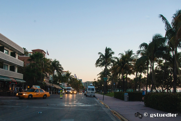 ocean_drive_at_8th_street.jpg