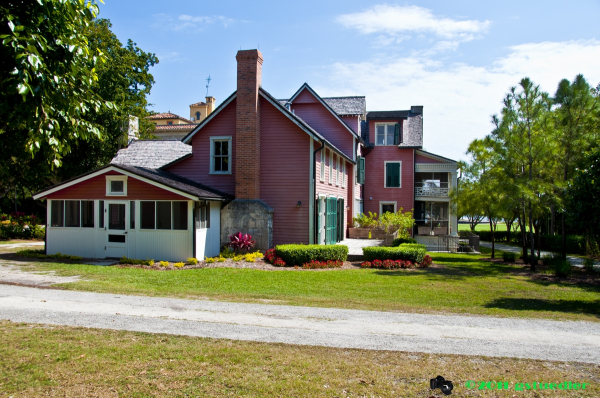 woodenhouse_front.jpg